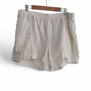 Old Navy Linen Blend White Shorts XL Summer Beach Resort Casual Vacation Travel